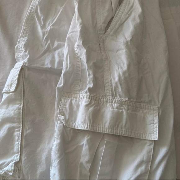 H&M Women's White Cargo Pants - Picture 3 of 4